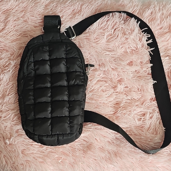 Handbags - Quilted Black Crossbody Sling Bag